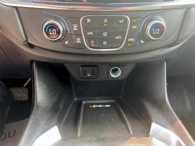 used 2023 Chevrolet Traverse car, priced at $32,822