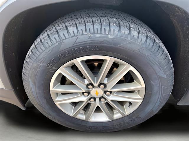 used 2023 Chevrolet Traverse car, priced at $31,652