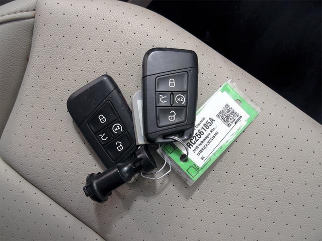used 2019 Volkswagen Atlas car, priced at $21,000