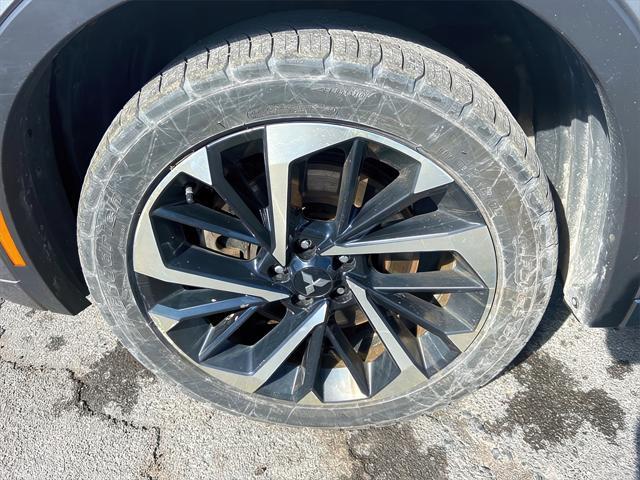 used 2022 Mitsubishi Outlander car, priced at $22,176