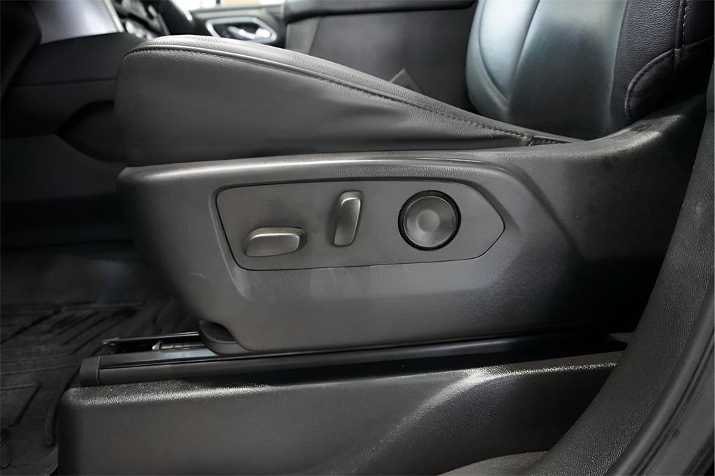 used 2021 Chevrolet Suburban car, priced at $29,992