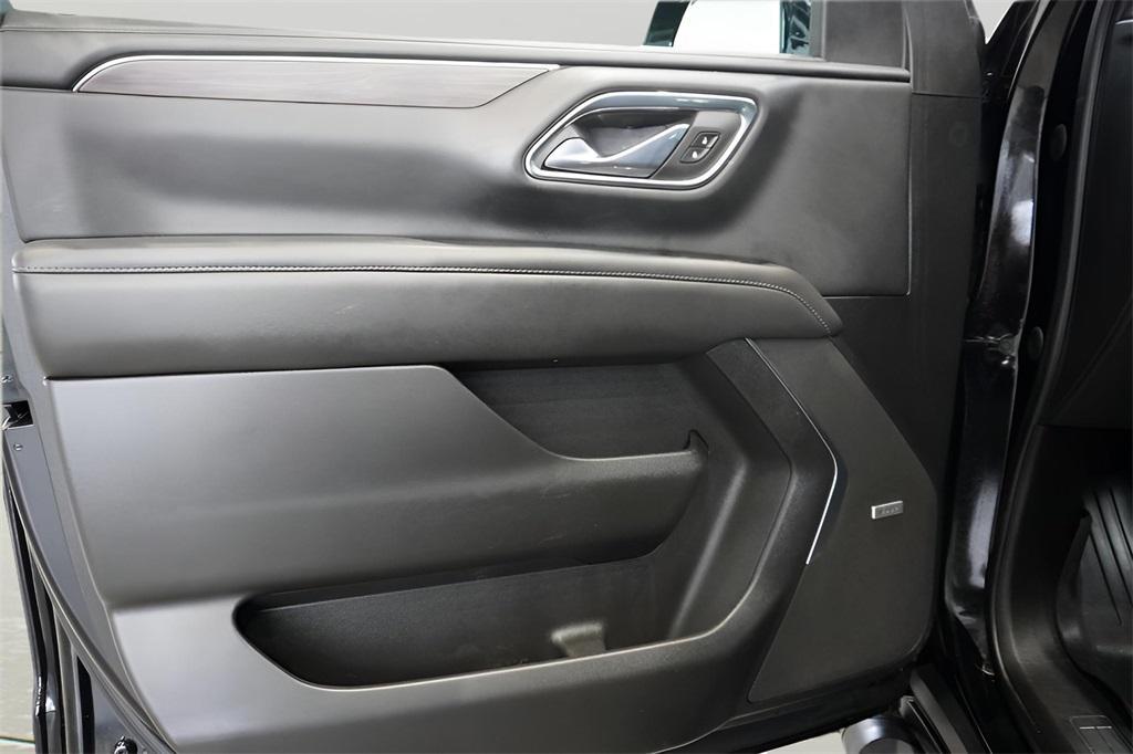 used 2021 Chevrolet Suburban car, priced at $29,992