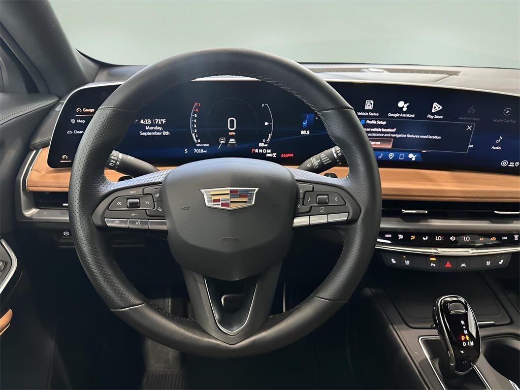 used 2025 Cadillac XT4 car, priced at $45,498