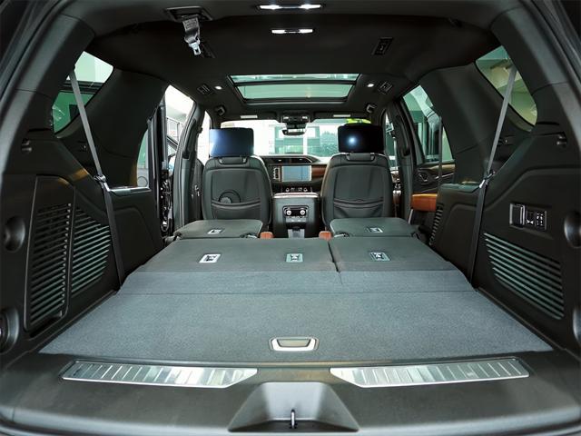 used 2023 GMC Yukon car, priced at $76,884