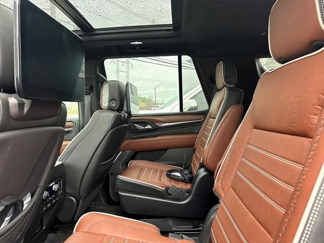 used 2023 GMC Yukon car, priced at $78,884