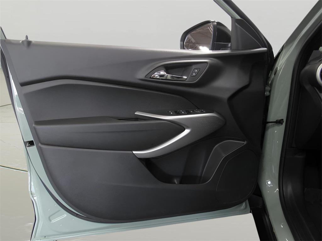 used 2024 Chevrolet Trax car, priced at $22,249