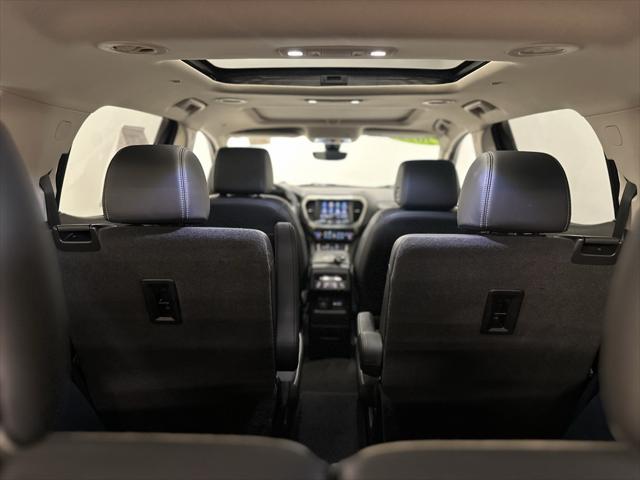 used 2022 GMC Acadia car, priced at $32,850