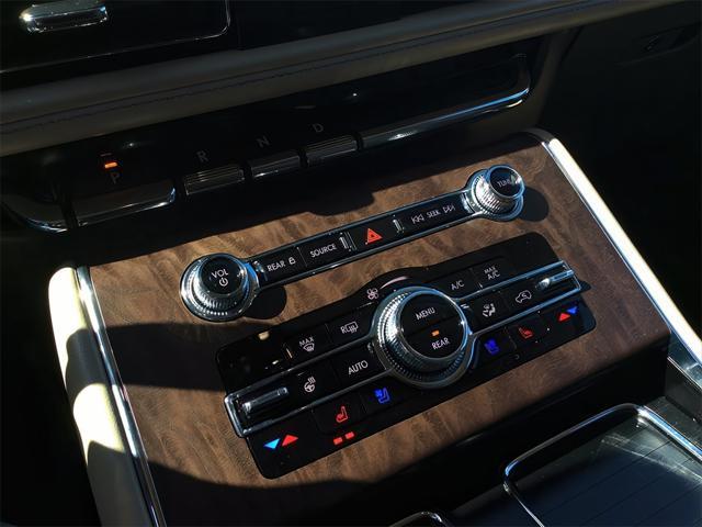 used 2021 Lincoln Aviator car, priced at $39,409