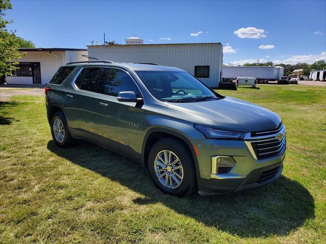 used 2023 Chevrolet Traverse car, priced at $29,200