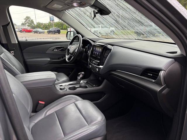 used 2021 Chevrolet Traverse car, priced at $22,490