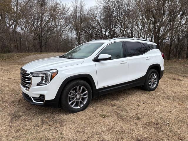 used 2024 GMC Terrain car, priced at $26,900