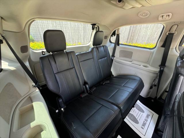 used 2014 Chrysler Town & Country car, priced at $8,995