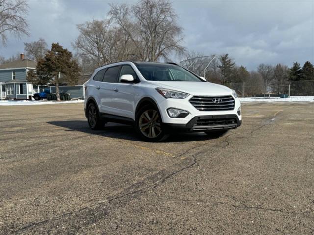 used 2013 Hyundai Santa Fe car, priced at $9,995