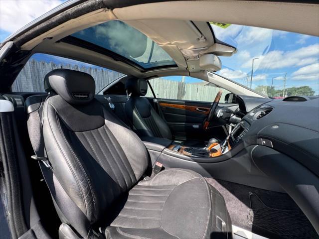 used 2009 Mercedes-Benz SL-Class car, priced at $9,495