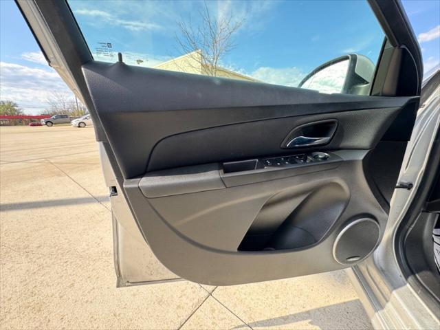 used 2015 Chevrolet Cruze car, priced at $7,995