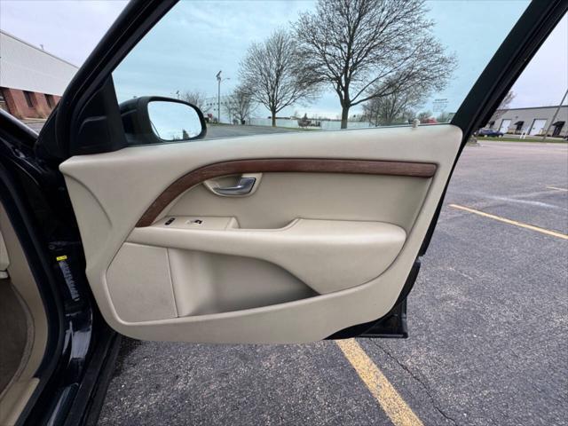 used 2009 Volvo S80 car, priced at $4,995