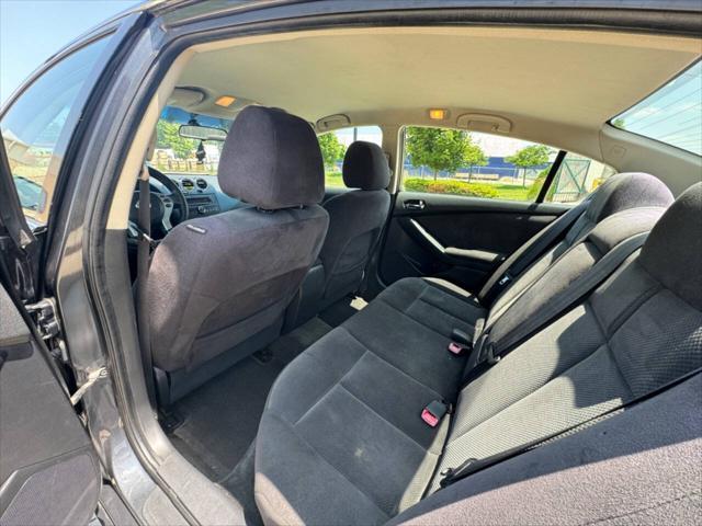 used 2007 Nissan Altima car, priced at $3,995