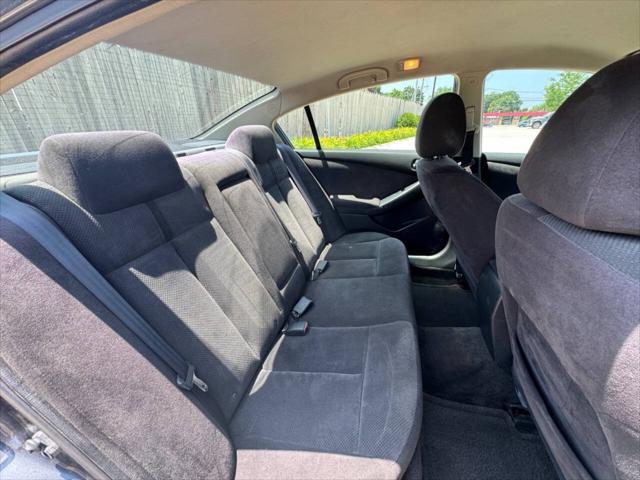 used 2007 Nissan Altima car, priced at $3,995