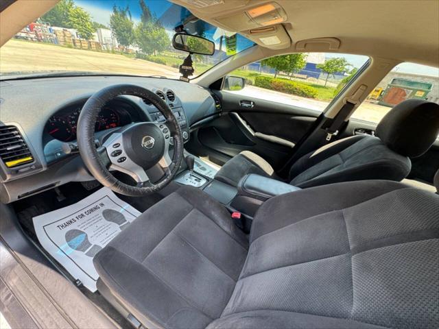used 2007 Nissan Altima car, priced at $3,995
