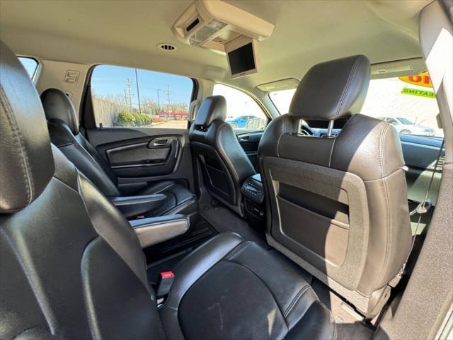used 2010 Chevrolet Traverse car, priced at $6,995