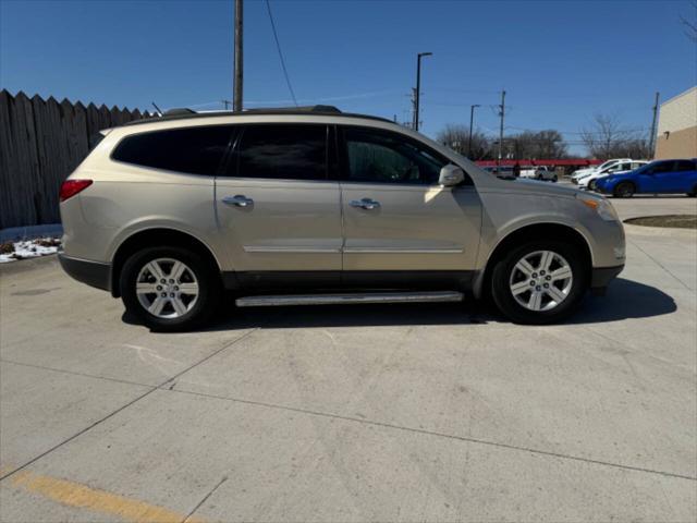 used 2010 Chevrolet Traverse car, priced at $6,995