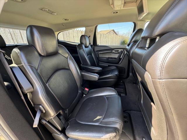 used 2010 Chevrolet Traverse car, priced at $6,995