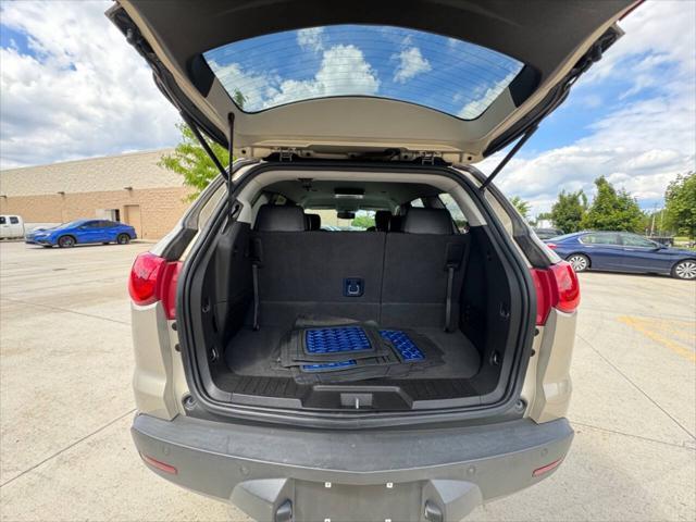 used 2010 Chevrolet Traverse car, priced at $6,995