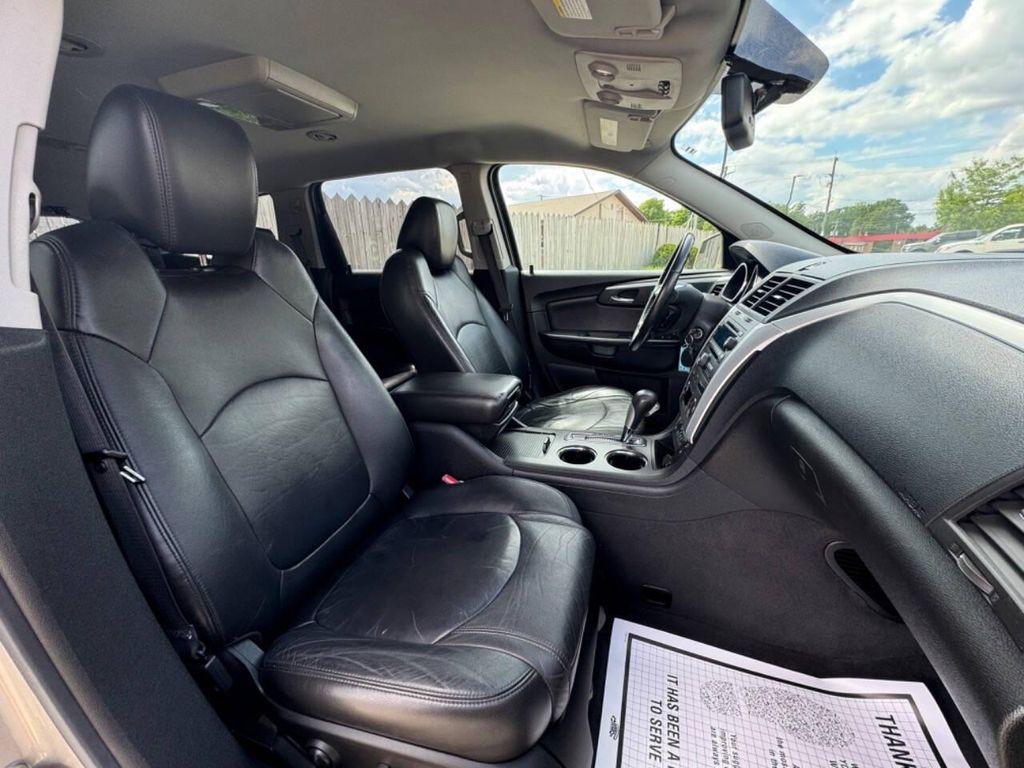 used 2010 Chevrolet Traverse car, priced at $6,995