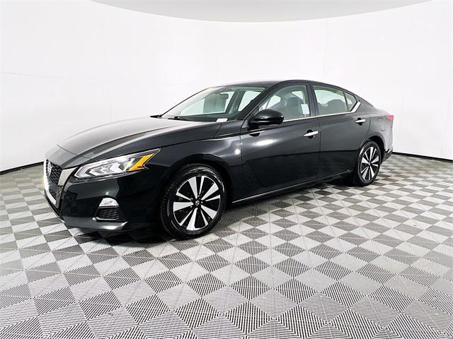 used 2022 Nissan Altima car, priced at $19,900