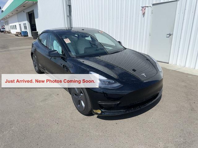 used 2022 Tesla Model 3 car, priced at $32,400