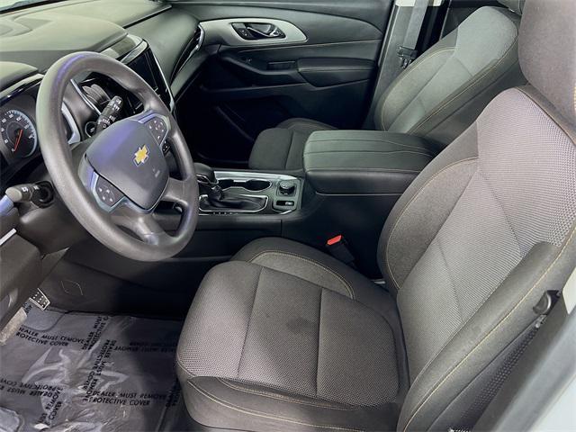 used 2021 Chevrolet Traverse car, priced at $26,900