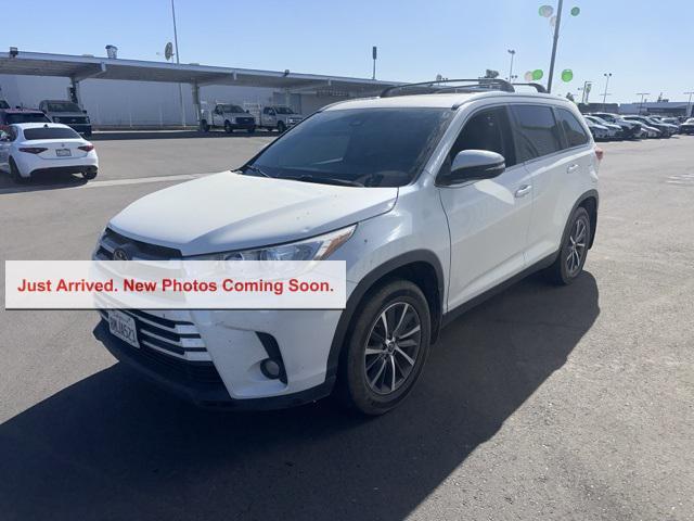 used 2019 Toyota Highlander car, priced at $21,900