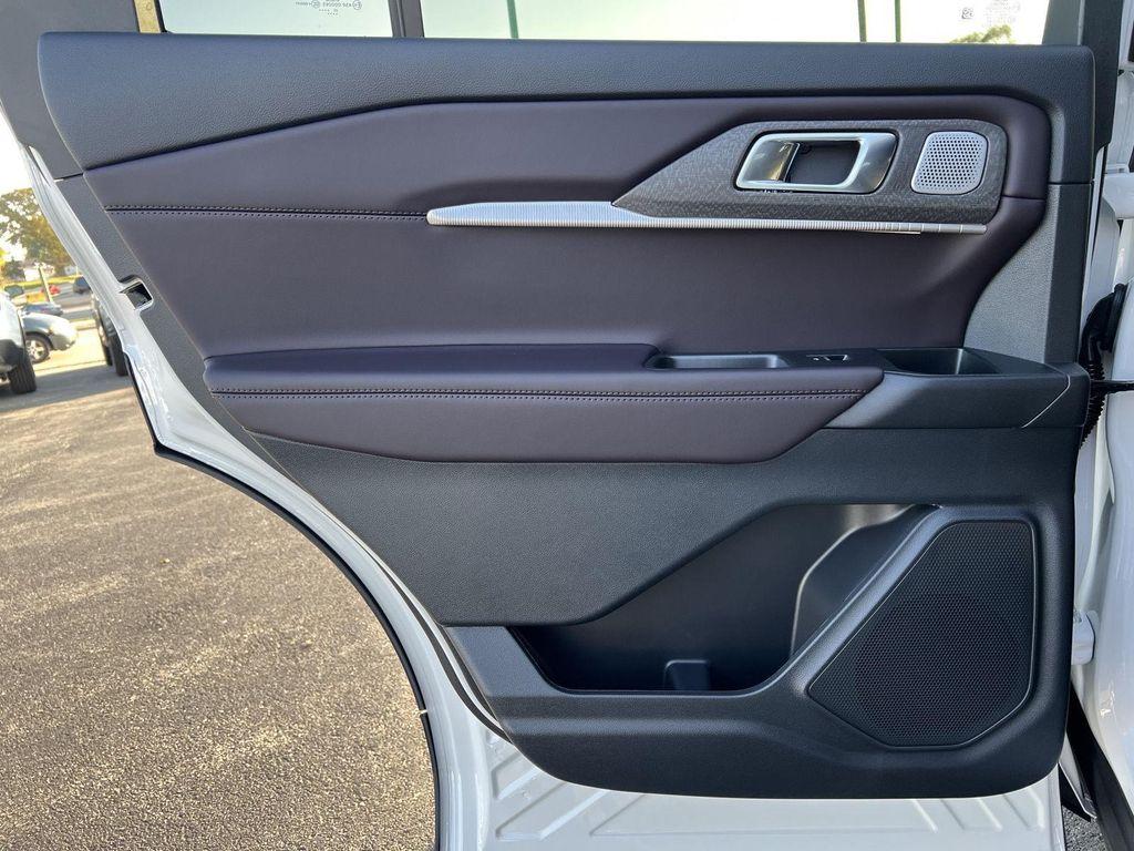 new 2026 Ford Explorer car