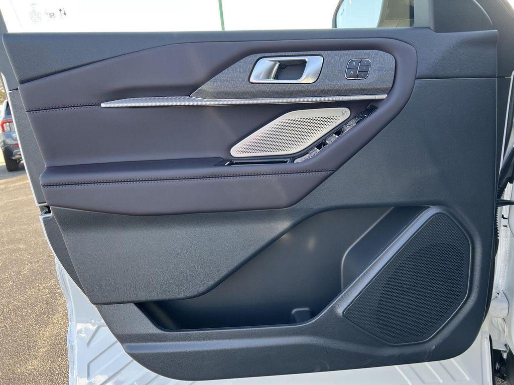 new 2026 Ford Explorer car