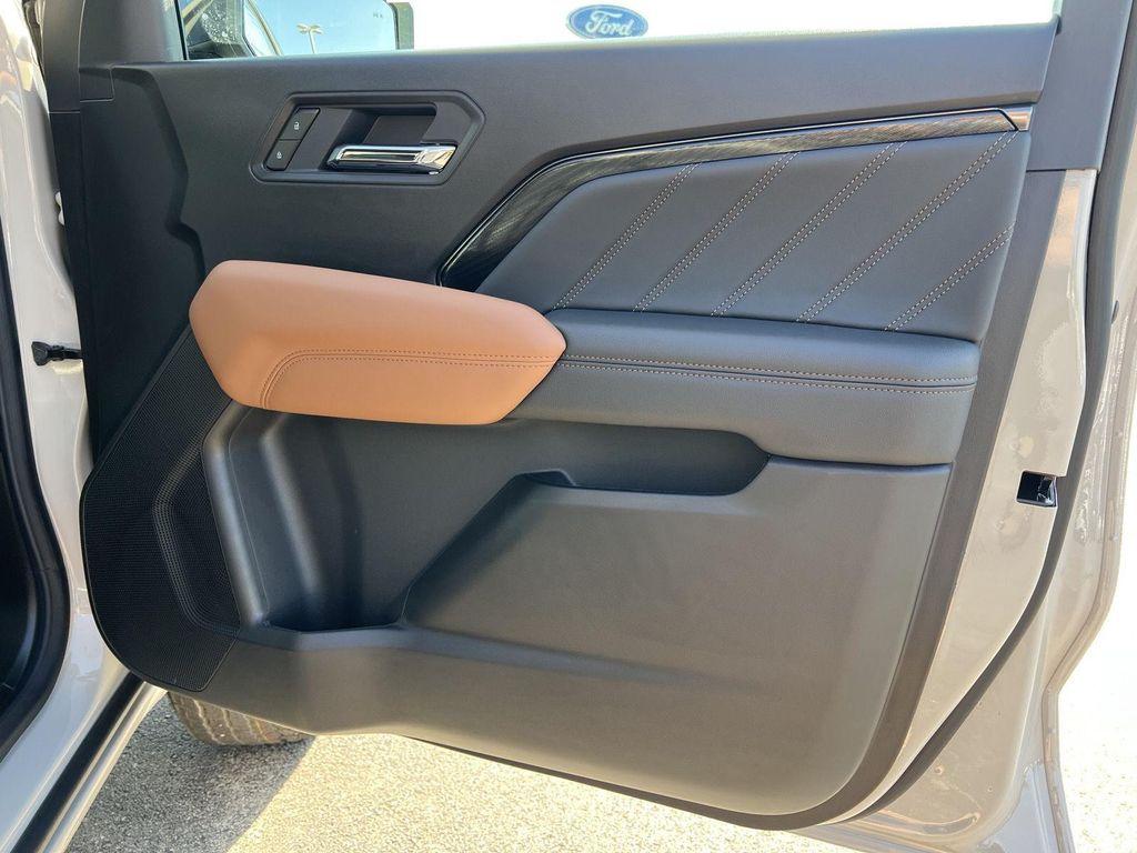 new 2026 GMC Canyon car, priced at $45,874