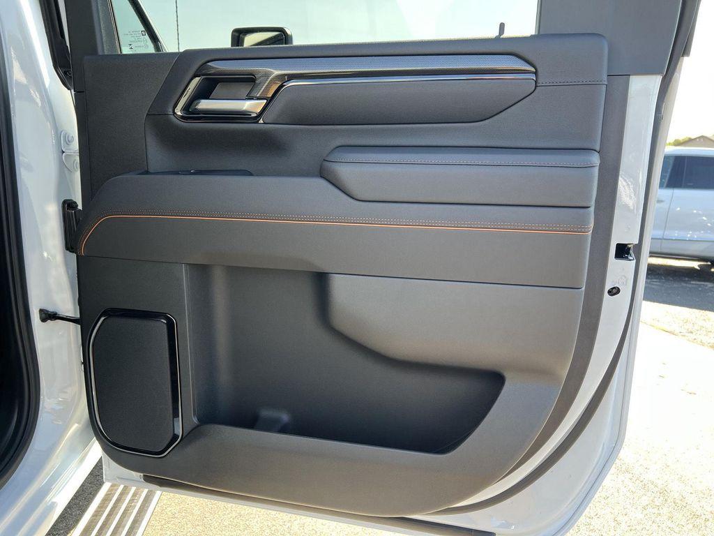 new 2026 GMC Sierra 2500 car, priced at $74,794