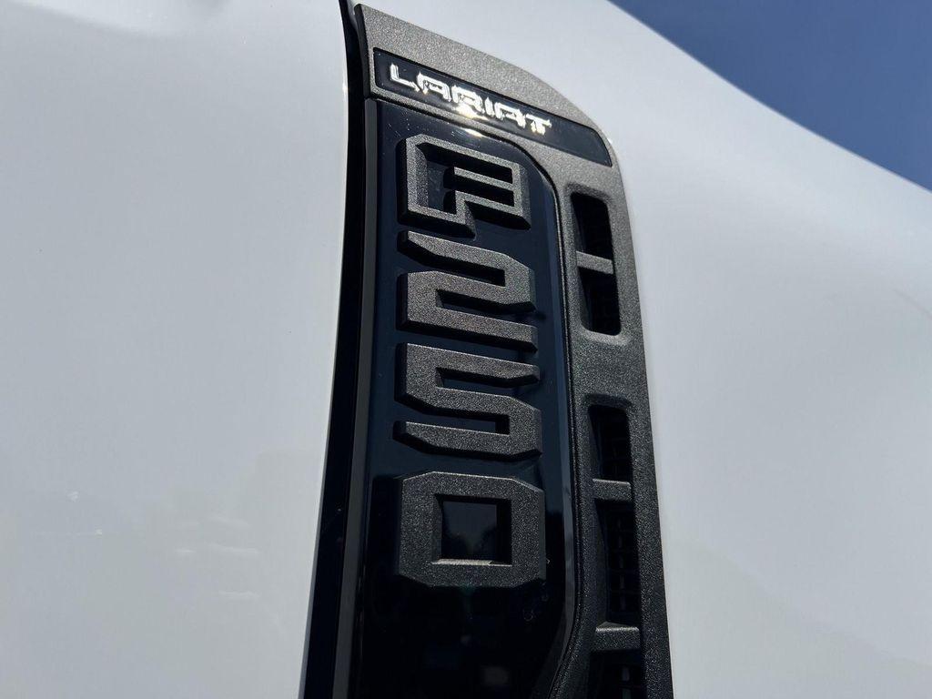 new 2025 Ford F-250 car, priced at $82,872