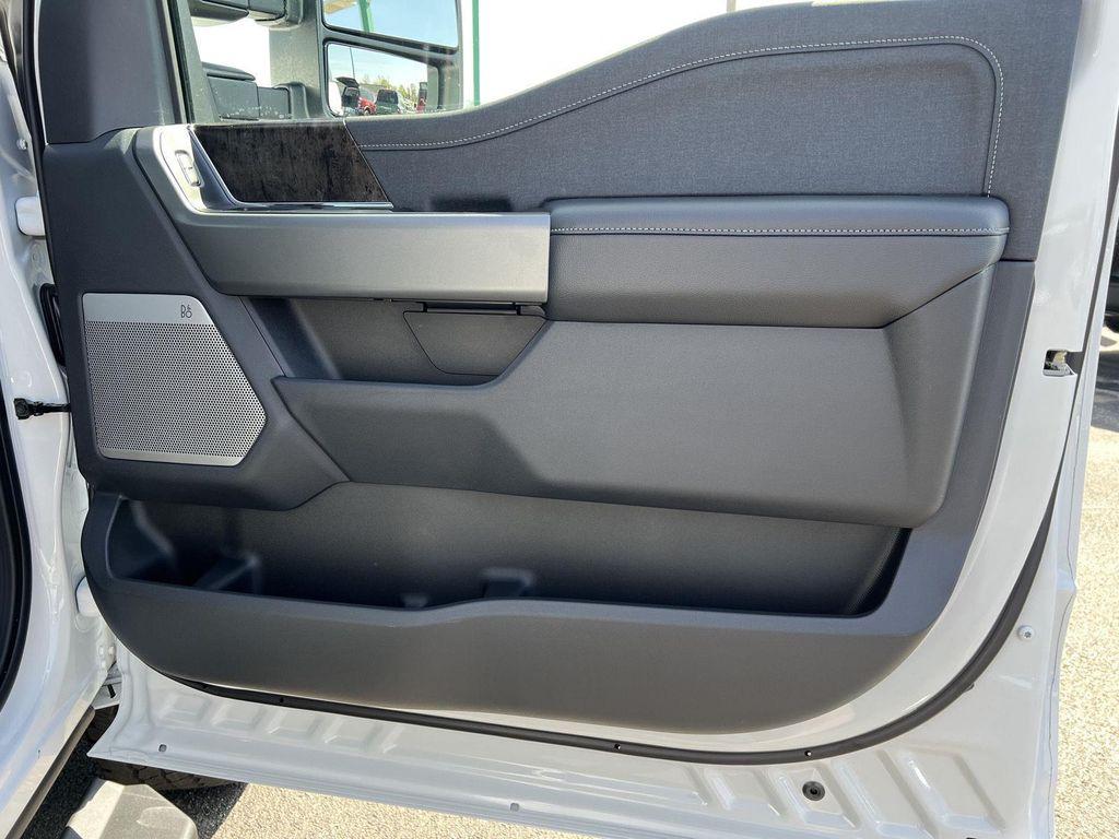 new 2025 Ford F-250 car, priced at $82,872