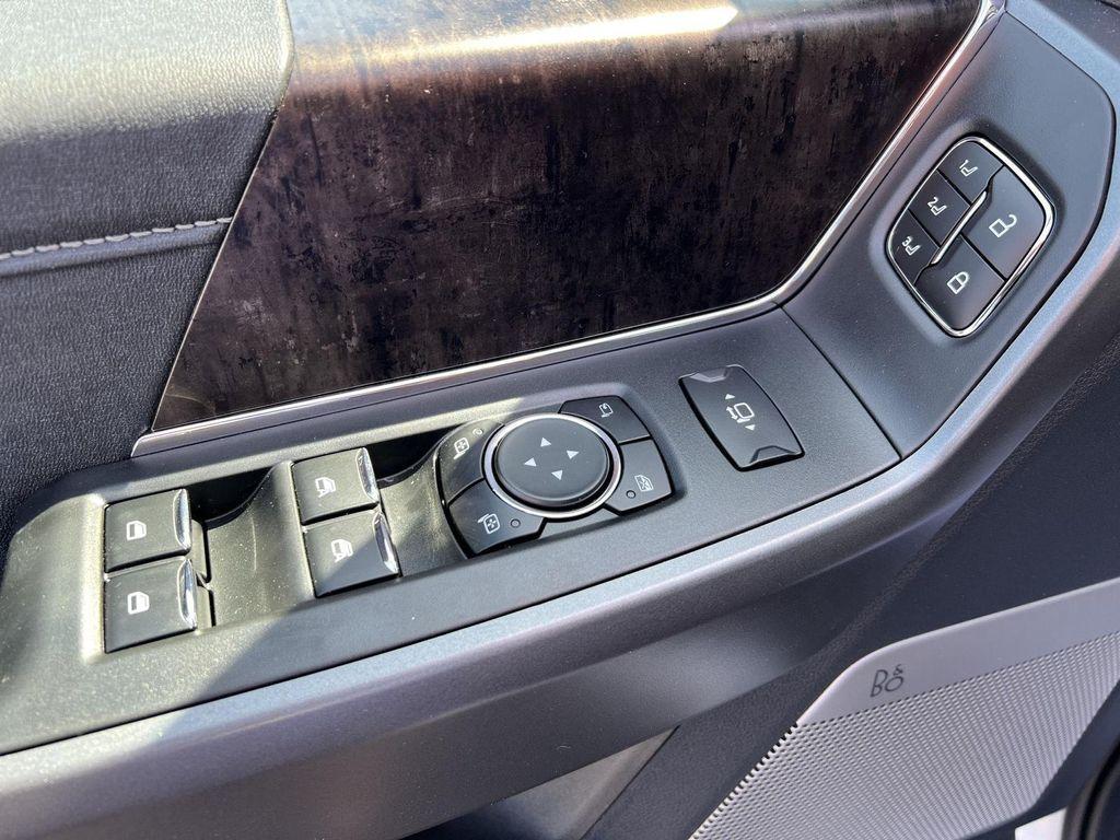 new 2025 Ford F-250 car, priced at $82,872