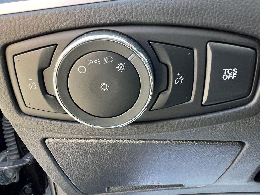 used 2024 Ford Edge car, priced at $23,297