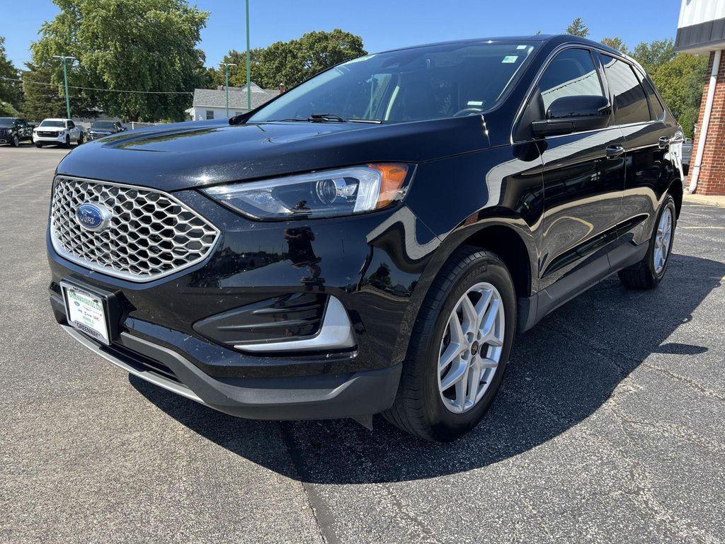 used 2024 Ford Edge car, priced at $23,297
