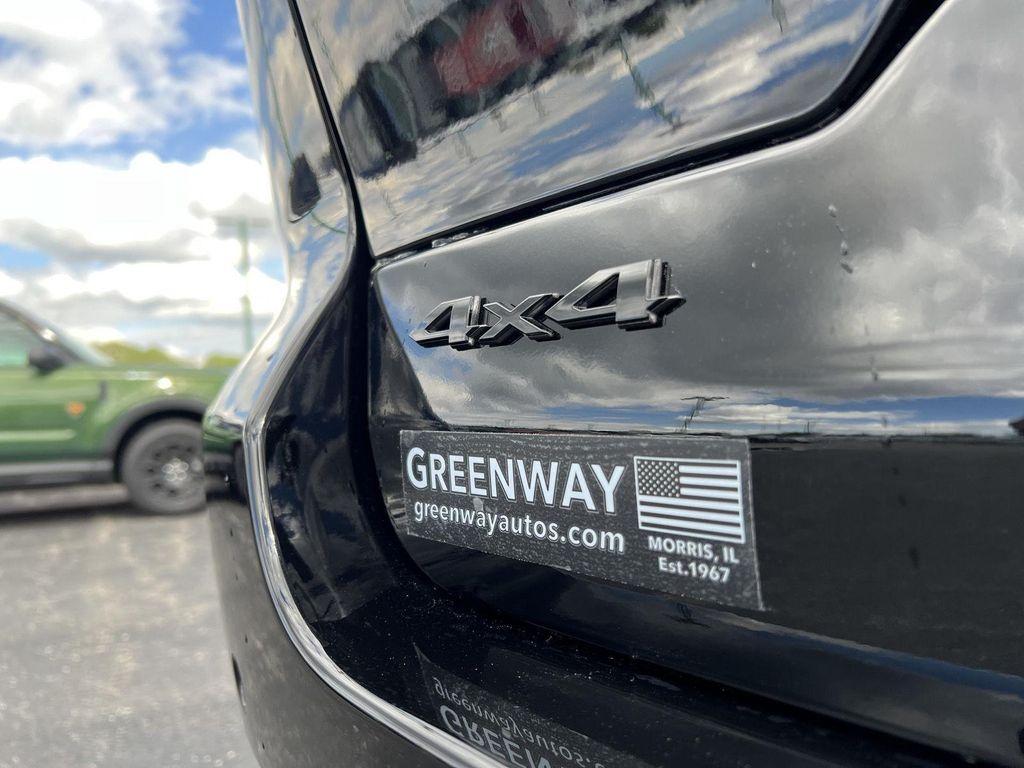 new 2025 Jeep Grand Cherokee car, priced at $44,296