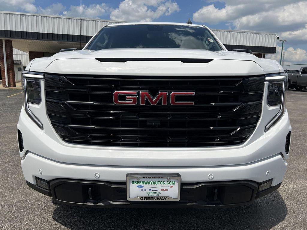 new 2025 GMC Sierra 1500 car, priced at $52,746