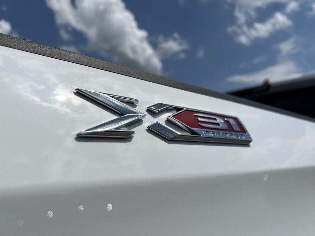 new 2025 GMC Sierra 1500 car, priced at $52,746