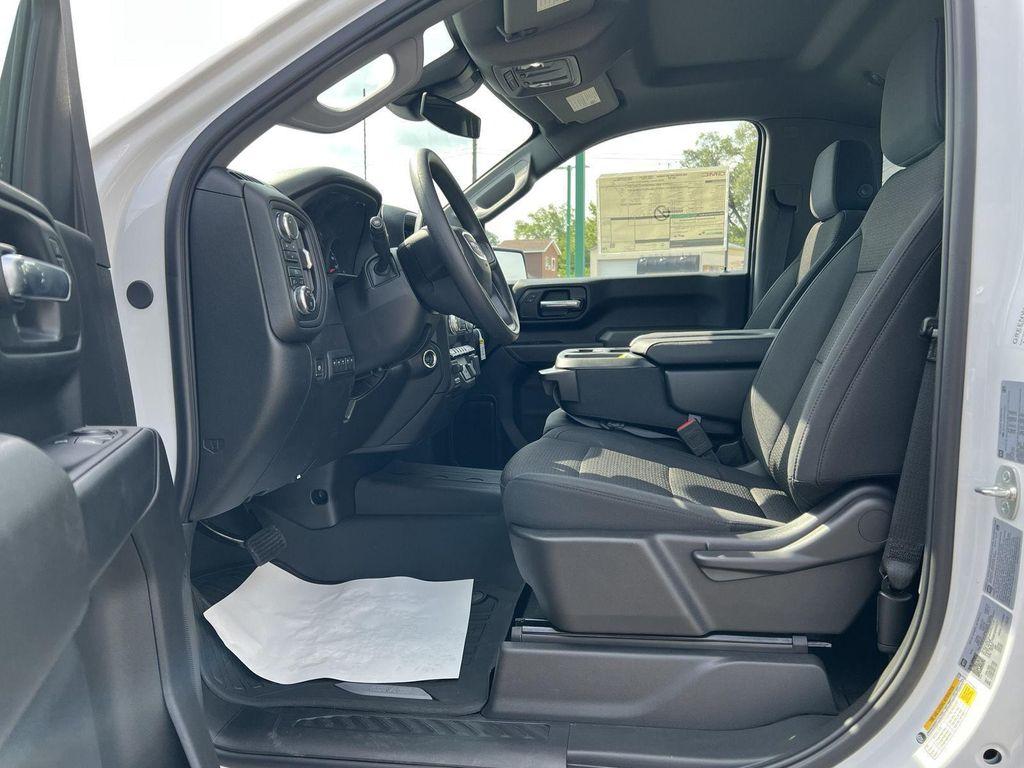 new 2025 GMC Sierra 2500 car, priced at $47,492