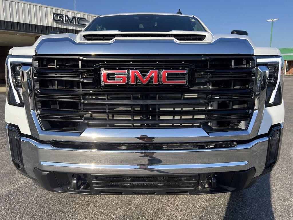 new 2026 GMC Sierra 2500 car, priced at $55,192