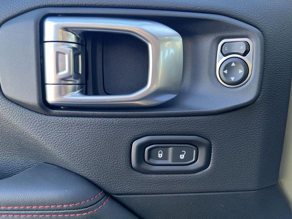 new 2026 Jeep Wrangler car, priced at $65,676