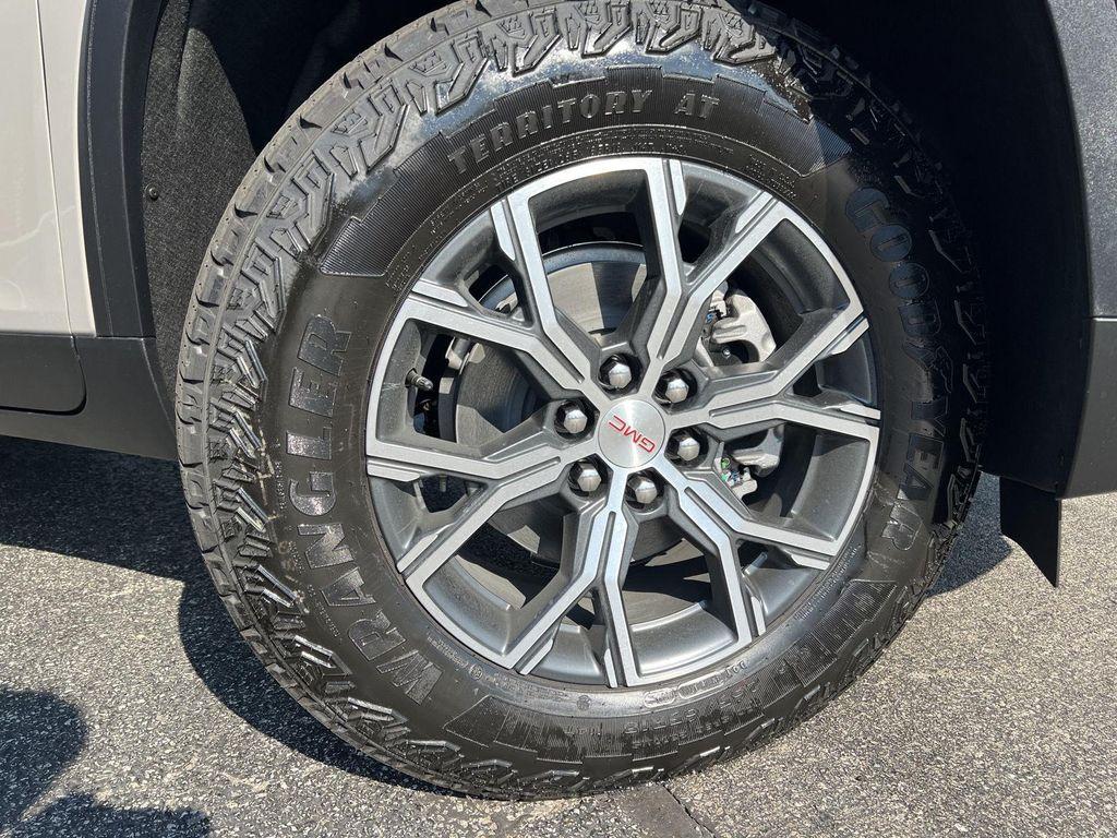 new 2026 GMC Acadia car, priced at $54,668