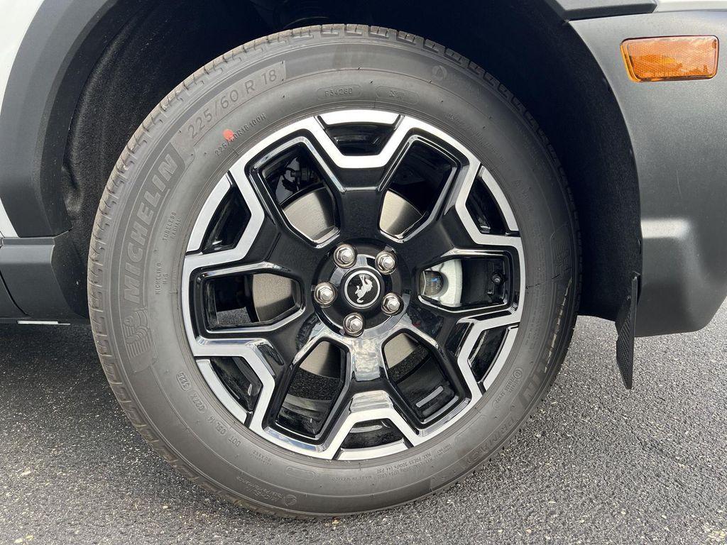 new 2025 Ford Bronco Sport car, priced at $33,764