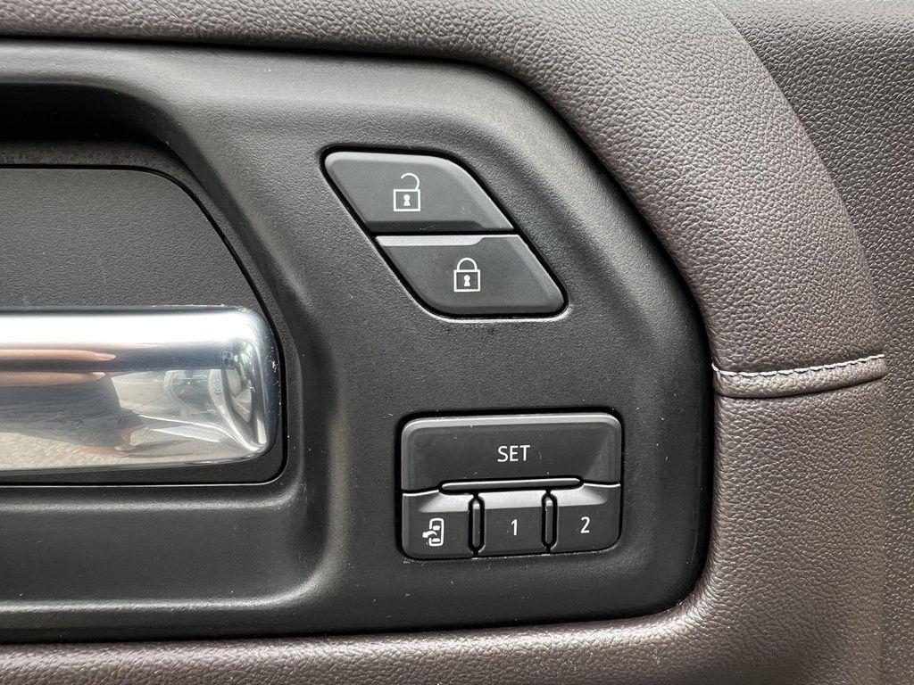 used 2020 GMC Sierra 1500 car, priced at $38,324